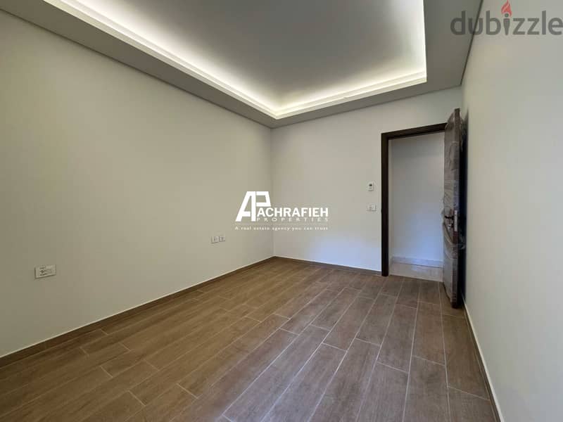 Apartment for Sale In Downtown - شقة للبيع في وسط بيروت 12