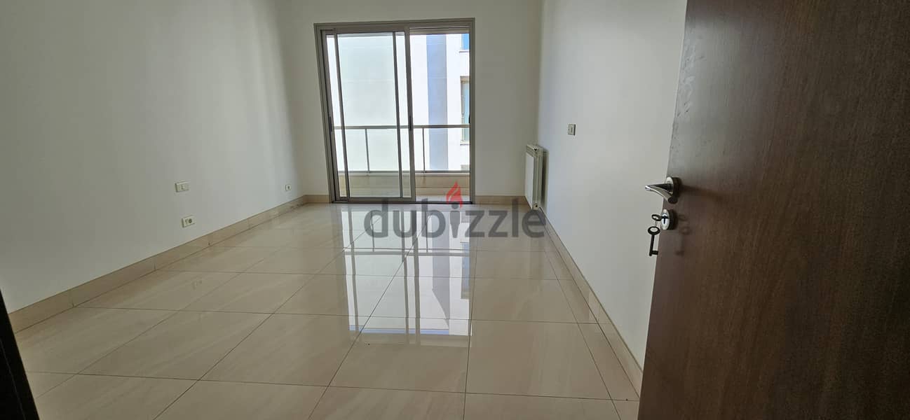 Apartment for sale in Yarzeh شقة للبيع في اليرزة 12