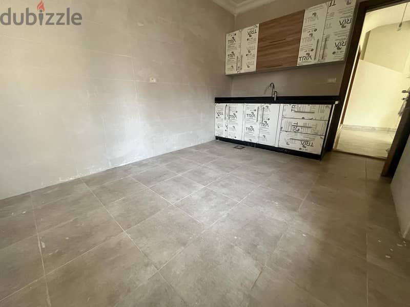 Duplex For Sale in Ras el Nabeh شقة دوبلكس للبيع في رأس النبع 8