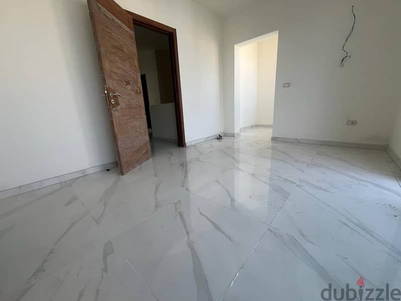 Duplex For Sale in Ras el Nabeh شقة دوبلكس للبيع في رأس النبع 6