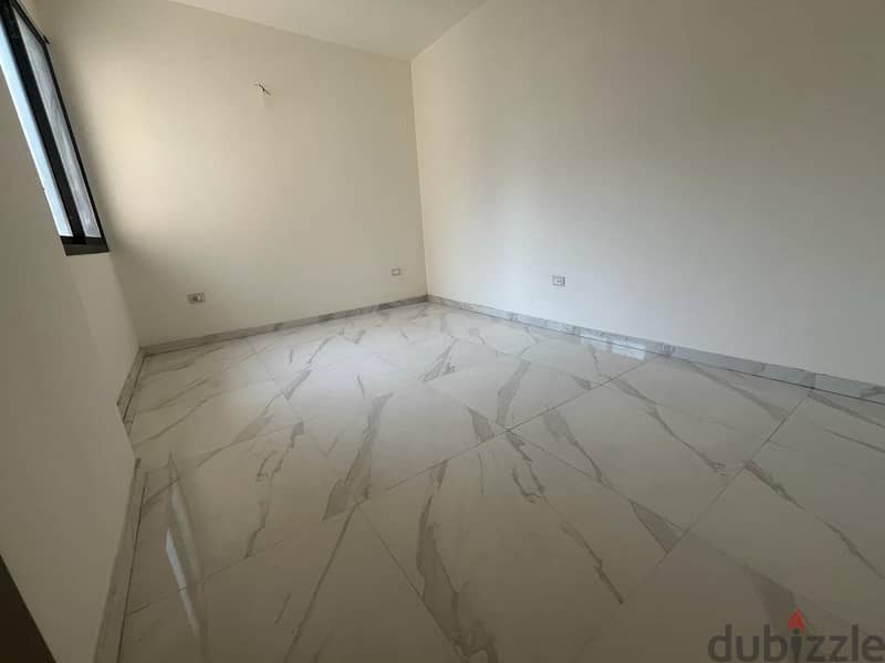 Duplex For Sale in Ras el Nabeh شقة دوبلكس للبيع في رأس النبع 10