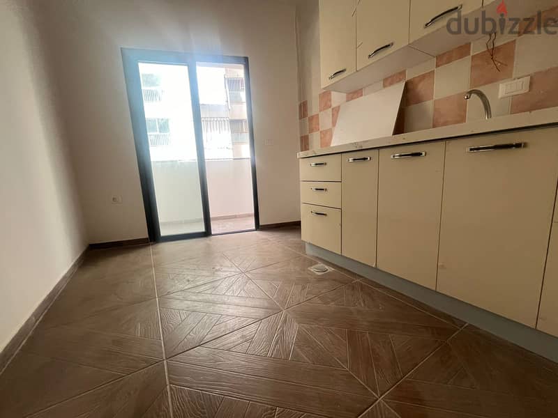 Apartment For Sale in Ras El Nabeh شقة جديدة للبيع في رأس النبع 4