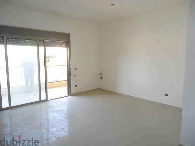 Apartment for rent in Al Ouyoun شقة للايجار في العيون 0