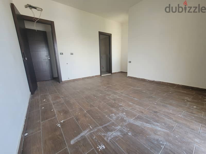 Duplex for sale in Naqqacheدوبلكس للبيع في نقاش 2