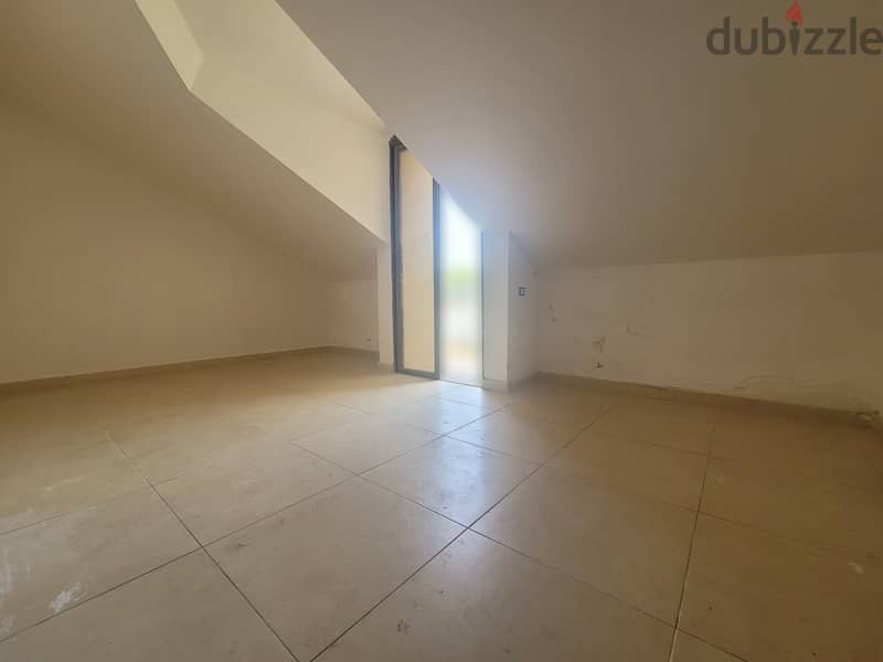 Duplex for sale in Naqqacheدوبلكس للبيع في نقاش 10