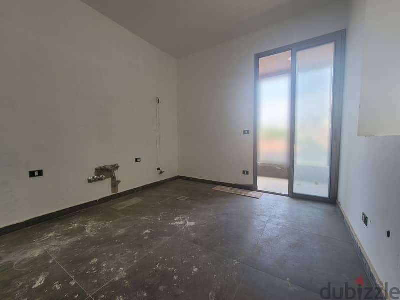 Apartment for sale in Naqqache شقة للبيع في النقاش 8