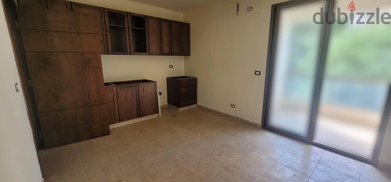 Apartment for sale in Naqqache شقة للبيع في نقاش 4