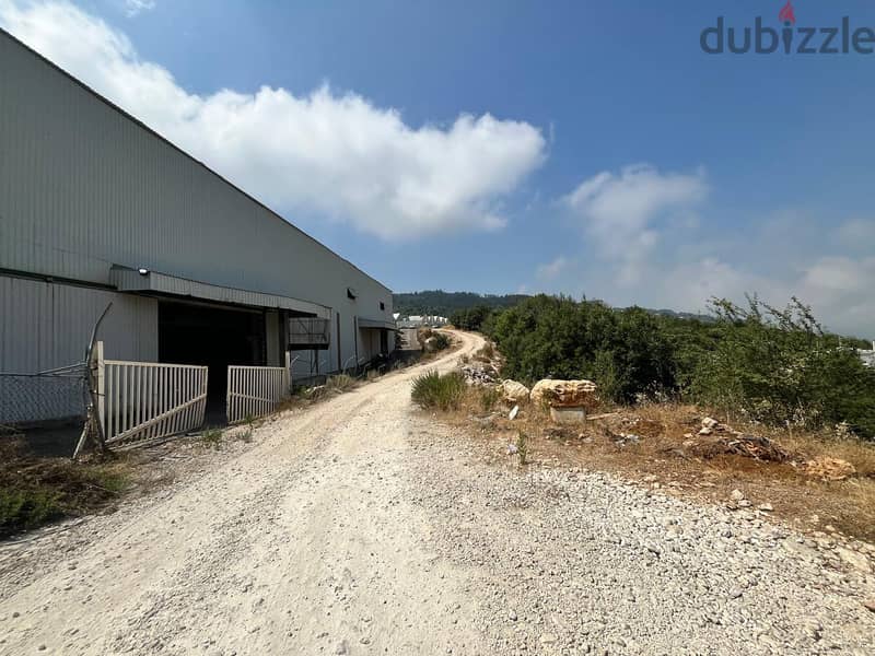 Industrial Land 1st Degree for rent in Bazyoun Jbeil Open view 2