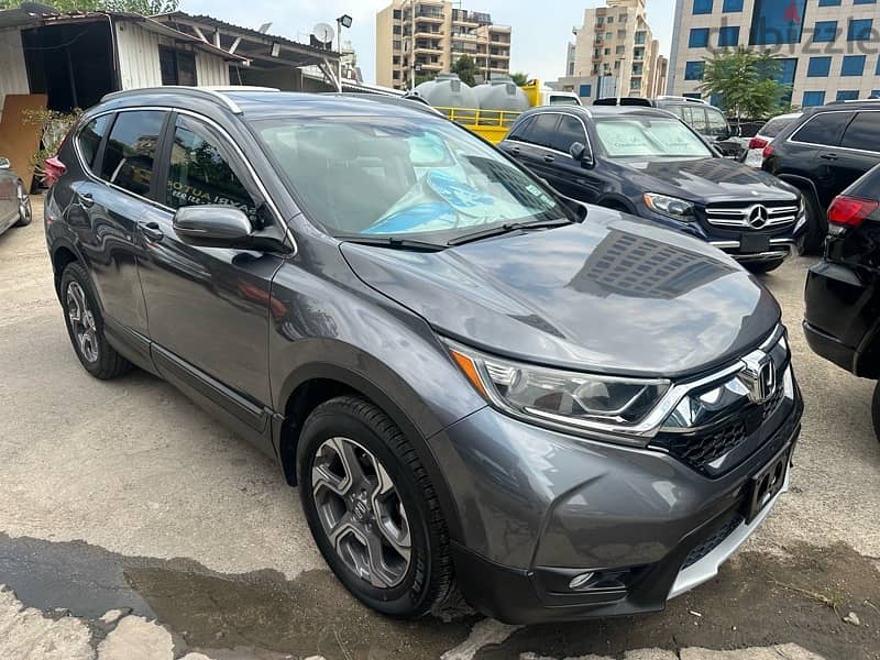 Honda CR-V 2019 EXL very clean 4