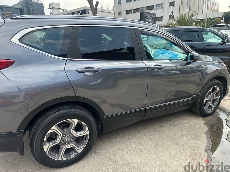 Honda CR-V 2019 EXL very clean 5