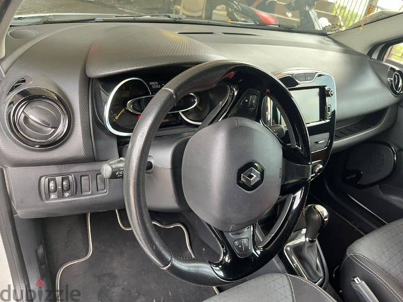 Renault Clio 2015 4