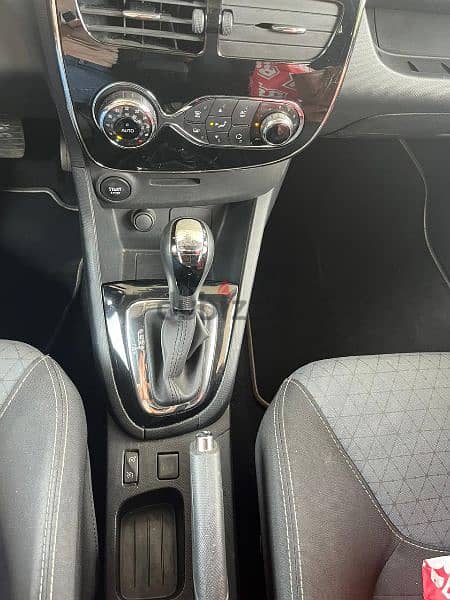 Renault Clio 2015 8