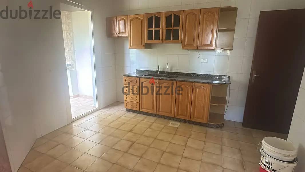 SUPER CATCH IN LOUAIZEH PRIME (160Sq) 3 BEDROOMS , (BA-401) 2