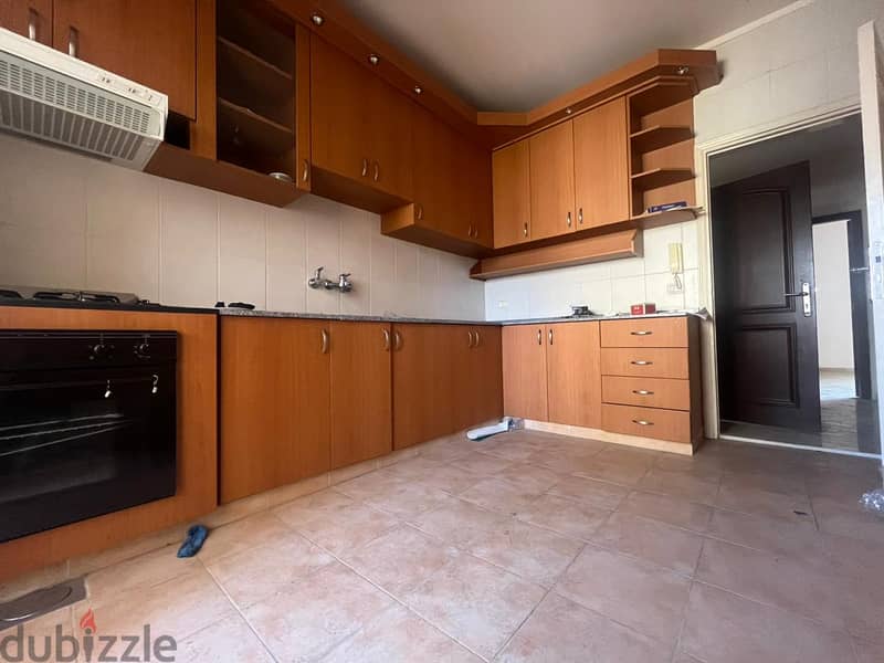 Apartment For Sale in Ras Nabeh شقة للبيع في رأس النبع 5