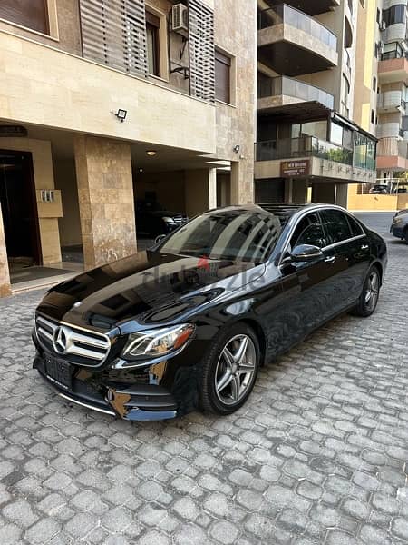 Mercedes E 300 4matic AMG-line 2017 black on black (clean carfax) 1