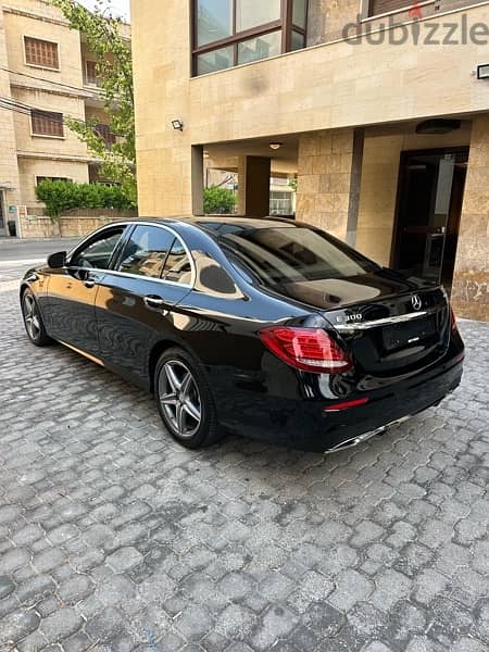 Mercedes E 300 4matic AMG-line 2017 black on black (clean carfax) 3