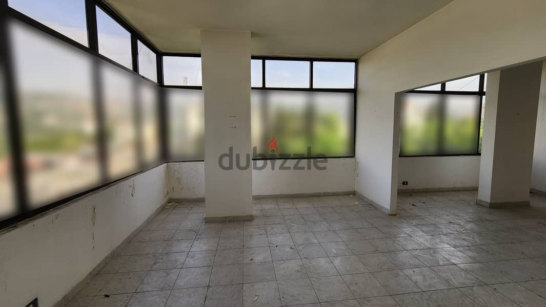 Office for rent in Jamhour مكتب للإيجار في الجمهور 2