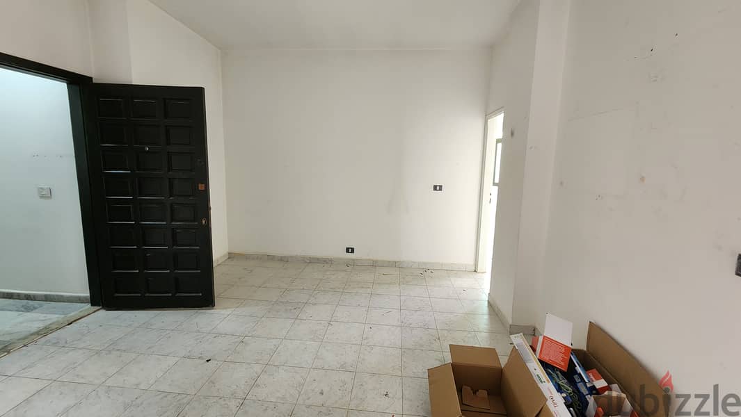 Office for rent in Jamhour مكتب للإيجار في الجمهور 10