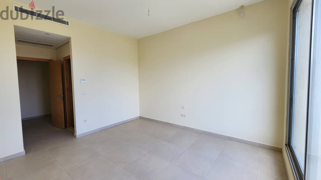 Apartment for sale in Louaizeh شقة للبيع في منطقة الويزه 11