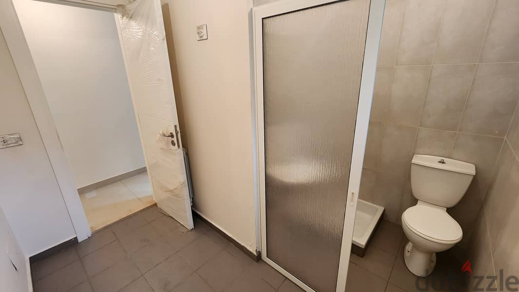 Apartment for sale in Baabda شقة للبيع في بعبدا 5