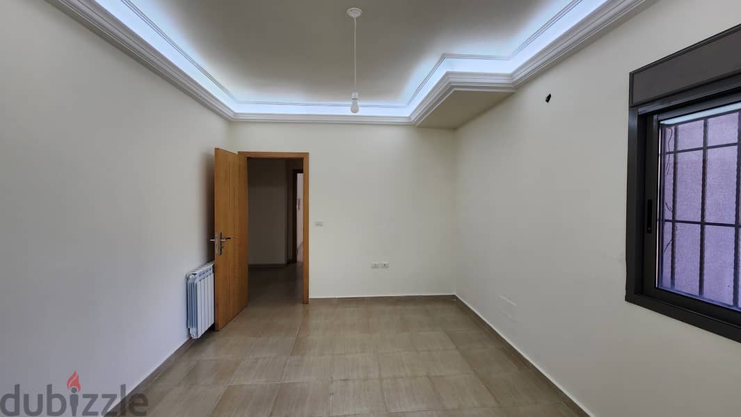 Apartment for sale in Louaizeh شقة للبيع في اللويزة 10