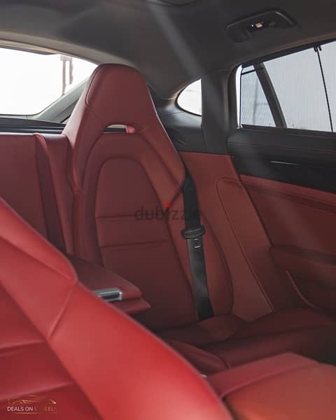 Porsche Panamera 4 2017 , Under Warranty@Porsche Beirut, 10.000Km Only 15