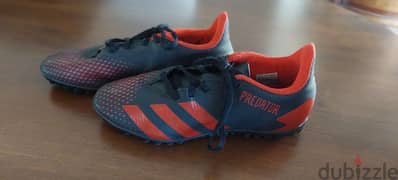 football  shoes 0