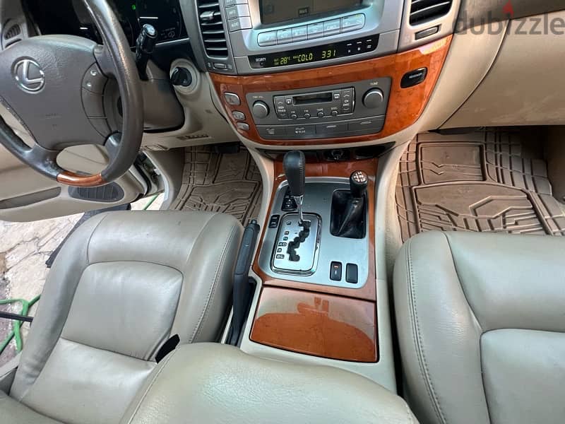 Lexus LX-Series 2004 6