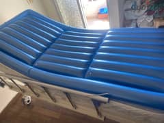 Manual medical bed