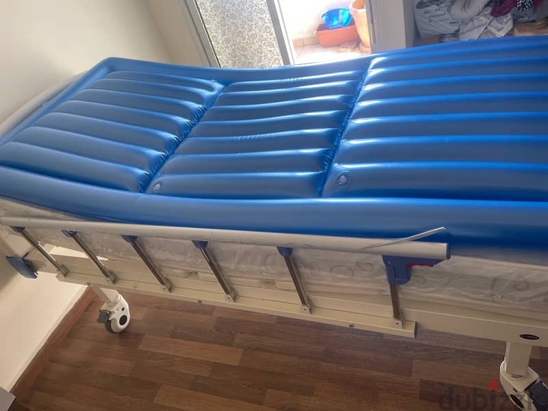 Manual medical bed 2