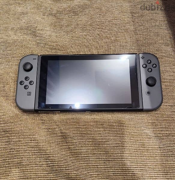 Nintendo switch v2 with 3 games 3