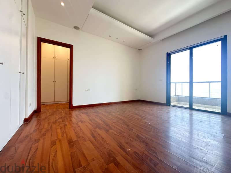 Spacious 310m² Apartment with Sea and City View for Sale in Gemmayzeh 7