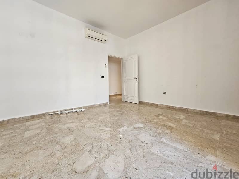 RA24-3577 Spacious Apartment 400m² in Ramlet El Bayda, $ 3,333 cash 4