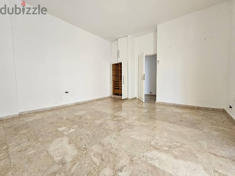 RA24-3577 Spacious Apartment 400m² in Ramlet El Bayda, $ 3,333 cash 5