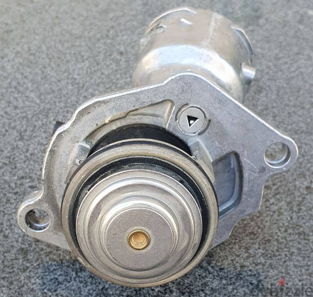 Thermostat Mercedes ML350 2007 used likenew with warranty 20$ 03723895 5