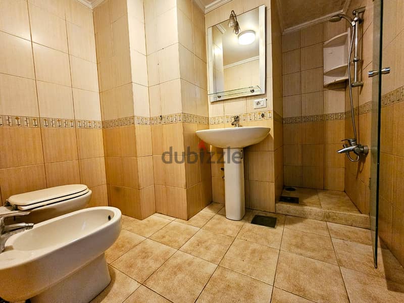 RA24-3584 Apartment for rent in Ras Beirut, 200 m2, $ 1300 cash 10