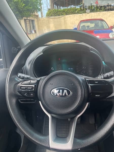 Kia Picanto 2020 4