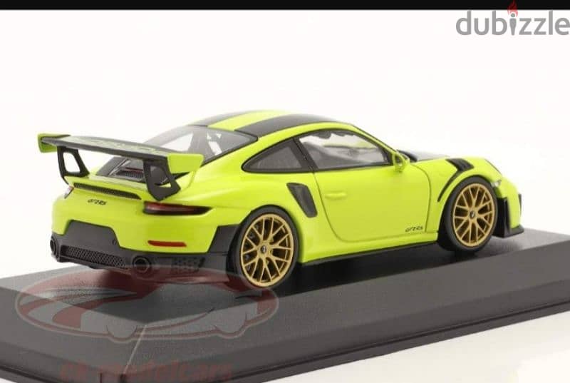 Porsche GT2-RS 2018( Weissach) Acid Green diecast car model 1;43. 2