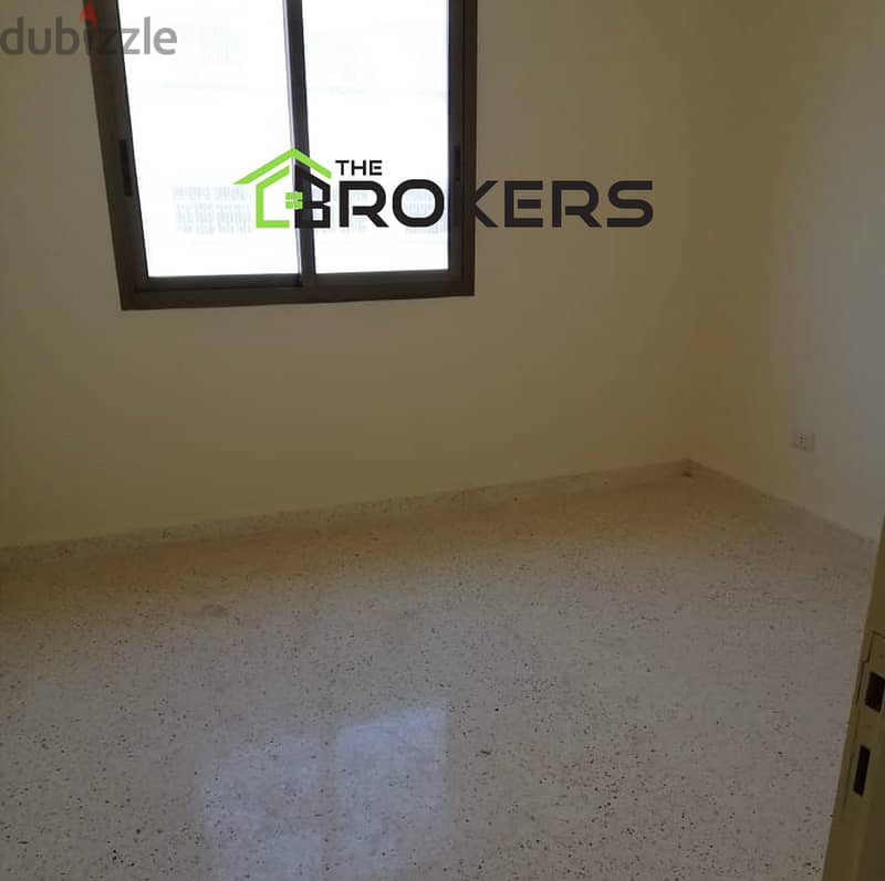 Apartment for Sale in Tariq El Jdideh شقة  للبيع في طريق الجديدة 3