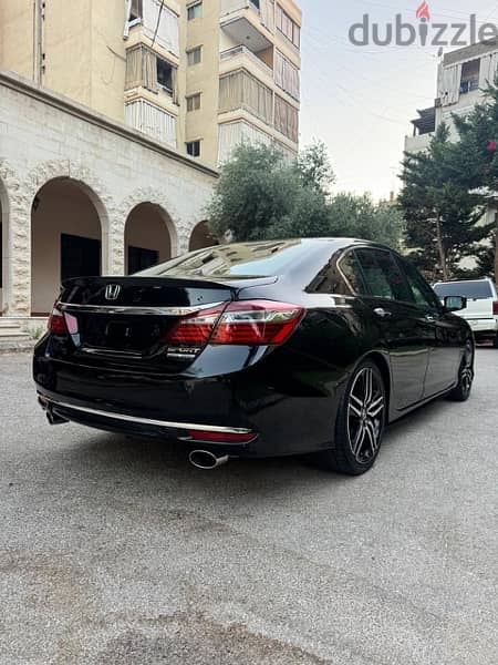 Honda Accord 2017 1