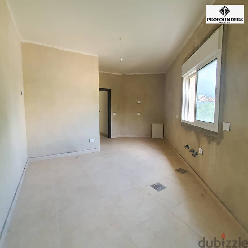 Apartment for Sale in Qennabet Broummana شقة للبيع في قنابة برمانا 3