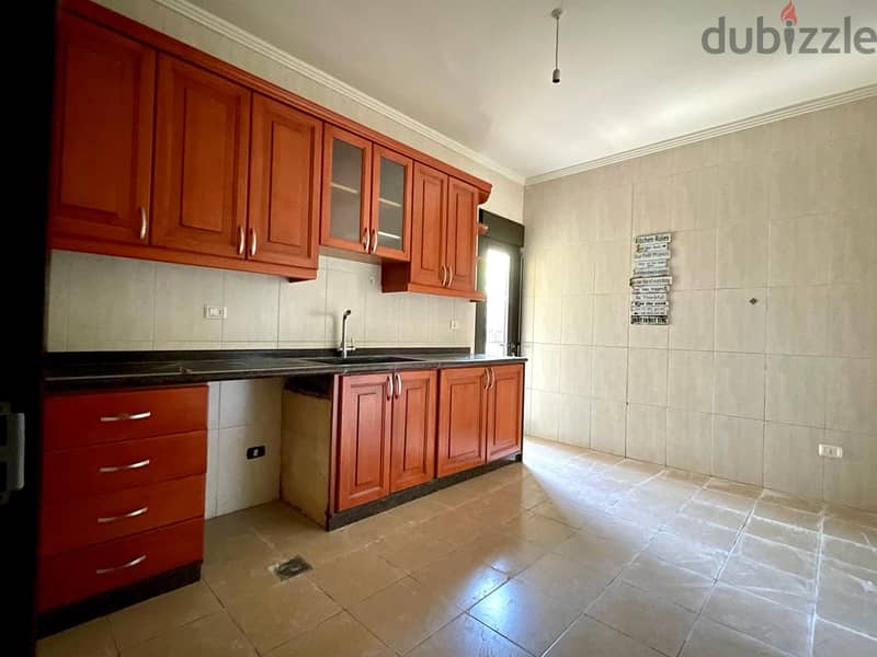 Ready to use 160 sqm apartment For Rent in Baouchrieh 2