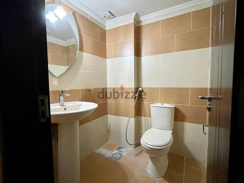 Ready to use 160 sqm apartment For Rent in Baouchrieh 5