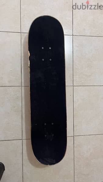 Skateboard(barely used)