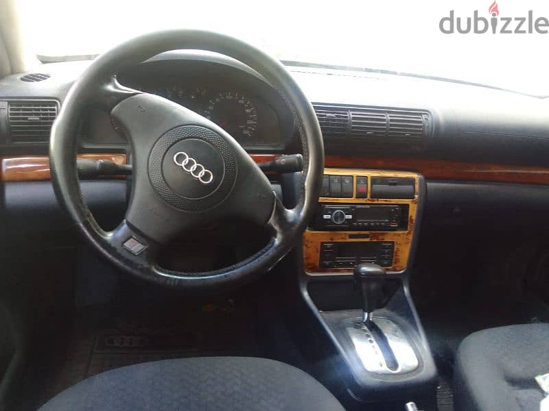 Audi A4 1999 6