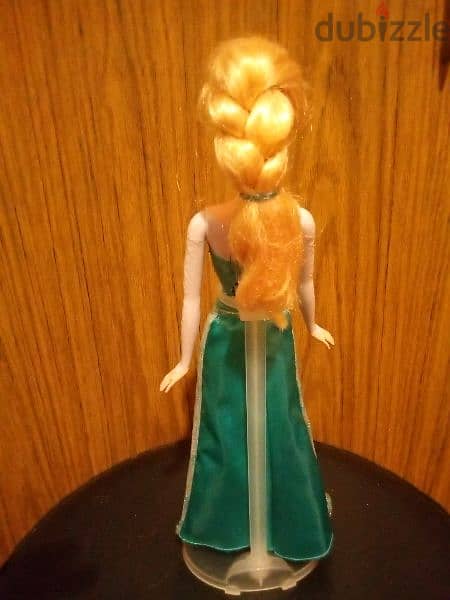 QUEEN ELSA FROZEN SINGING GREAT Mattel doll Sings in LANGUAGUES 4