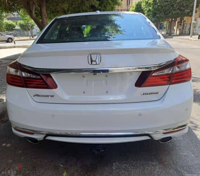 Honda Accord 2017 1