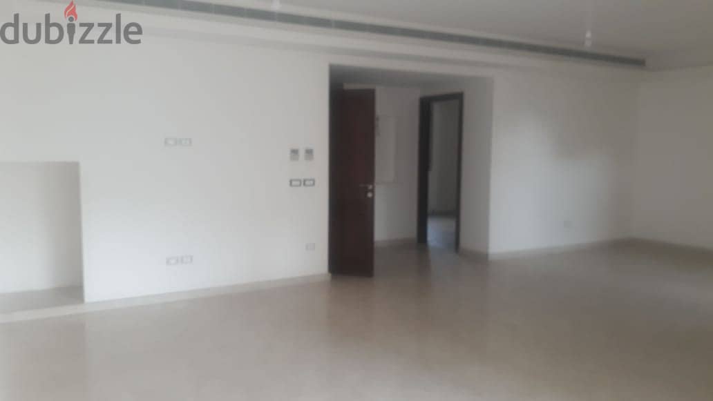 SPACIOUS APARTMENT IN ACHRAFIEH PRIME (250SQ) 3 BEDROOMS , (AC-133) 2