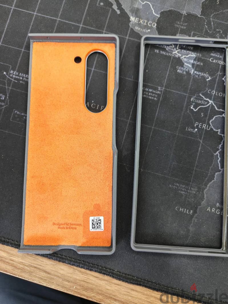 Samsung Galaxy Z Fold 6 original cover 1