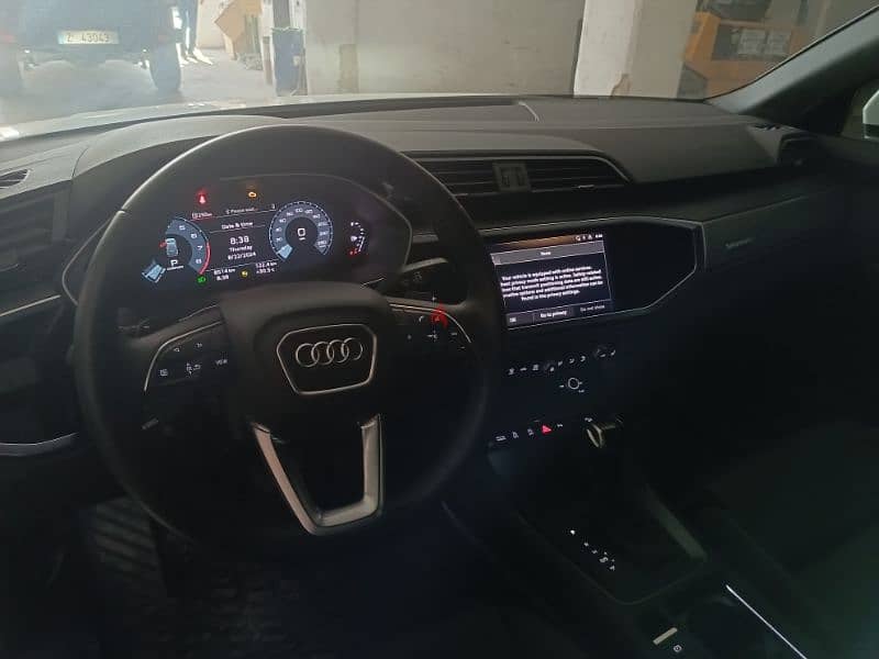 Audi Q3 2022 7